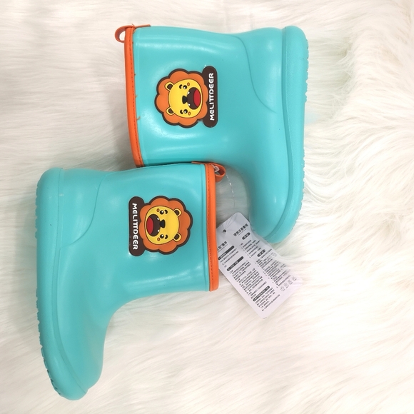 😍*Brand New* Rain boots for Kids, Green Comfortable Cartoon Cute Rain Shoes - Picture 4 of 8